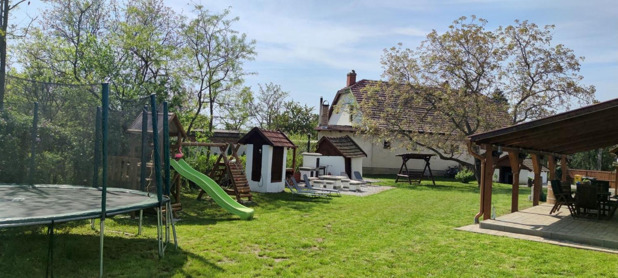 Trinity Vendeghaz Abadszalok Villa Luaran gambar