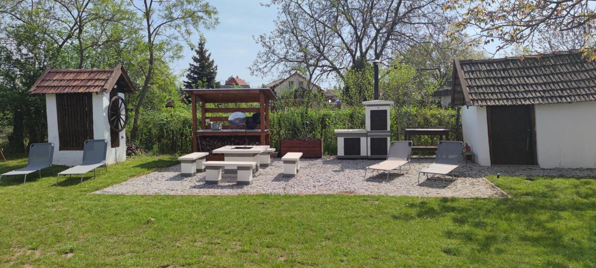 Trinity Vendeghaz Abadszalok Villa Luaran gambar