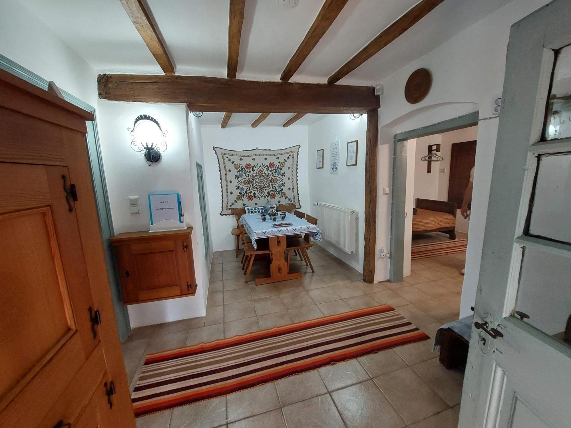 Trinity Vendeghaz Abadszalok Villa Luaran gambar