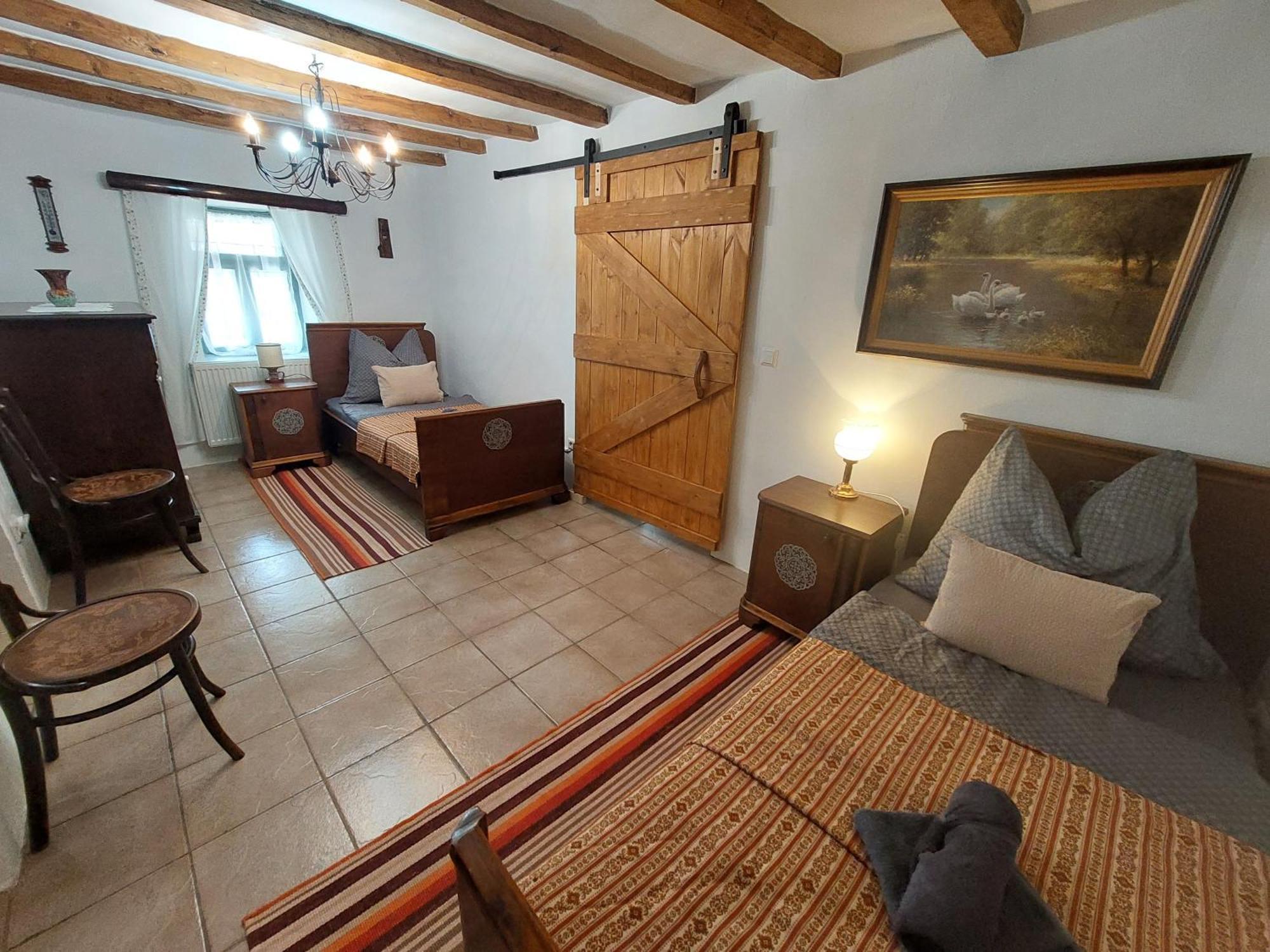 Trinity Vendeghaz Abadszalok Villa Luaran gambar